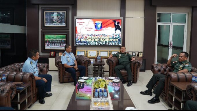 Pangdam XII/Tpr Terima Kunjungan Perdana Danlanud Supadio
