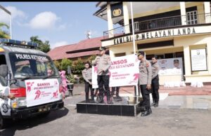 Polres Ketapang Salurkan Bantuan Sosial Dalam Rangka HUT Bhayangkara Ke-79