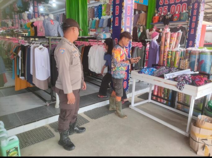 Patroli Humanis, Polsek Air Besar Bangun Komunikasi dan Kepercayaan Warga