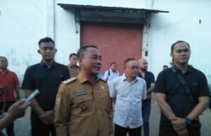 Penggerebekan Diduga Kuat Oli Ilegal di Kubu Raya: Krisantus Kurniawan Minta Semua Pihak Bertanggung Jawab