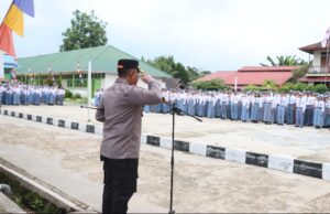 Kapolres Melawi Ingatkan Pelajar SMA N 1 Nanga Pinoh