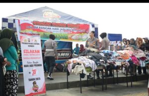 Polwan Polres Sintang Gelar Berbagi Barang Layak Pakai dan Pasar Murah Jelang HUT Polwan ke-77