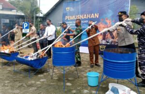 Rp 81 Juta Barang Ilegal Dimusnahkan, TNI AL Bersinergi Kawal Ketertiban Wilayah Perbatasan