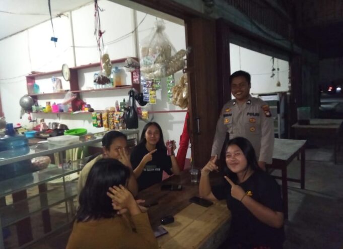 Peduli Generasi Muda, Petugas Polsek Mandor Ajak Remaja Hindari Bullying