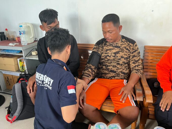 Kodaeral XII Gerak Cepat Evakuasi Nelayan Korban Laka Laut di Sepuk Mangkalang