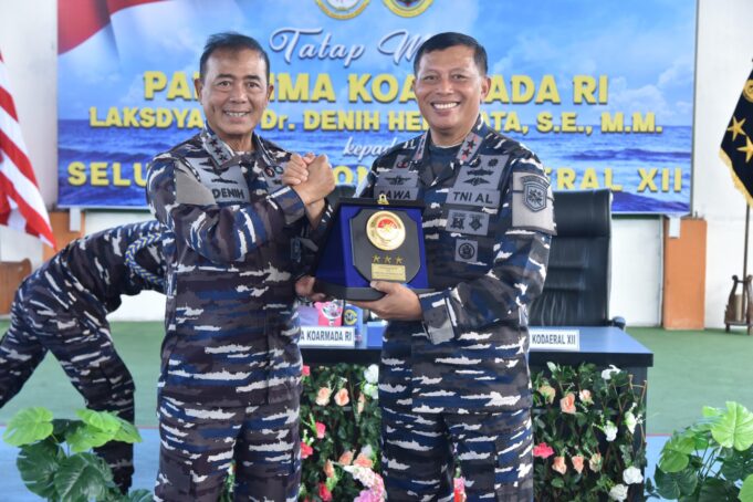 Tatap Muka dengan Prajurit Kodaeral XII, Panglima Koarmada RI Tekankan Profesionalisme dan Kesiapsiagaan Jaga ALKI I
