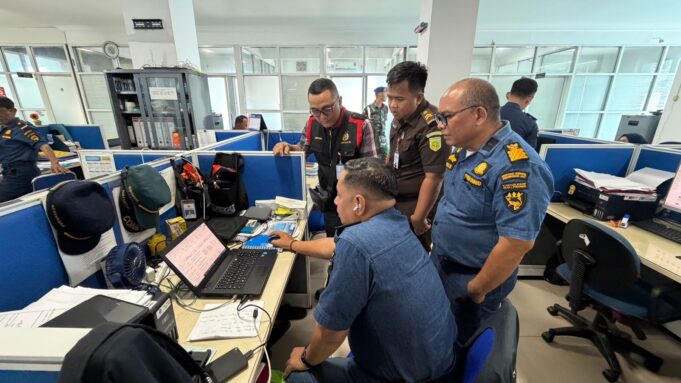 Kajati Kalbar Incar Tambang Bauksit, Tim Penyidik Geledah dan Telusuri Terkait Penjualan Ekspor*