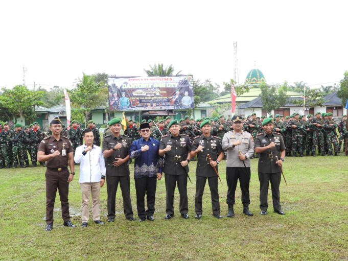 Estafet Kepemimpinan Penjaga Perbatasan: Danbrigif 19/KH Pimpin Sertijab Danyonif 645/Gty