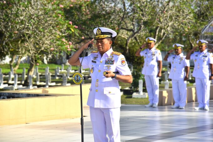 Komandan Kodaeral XII Gelar Ziarah Rombongan di TMP Dharma Patria Jaya dalam rangkaian kegiatan Hari Dharma Samudera tahun 2026